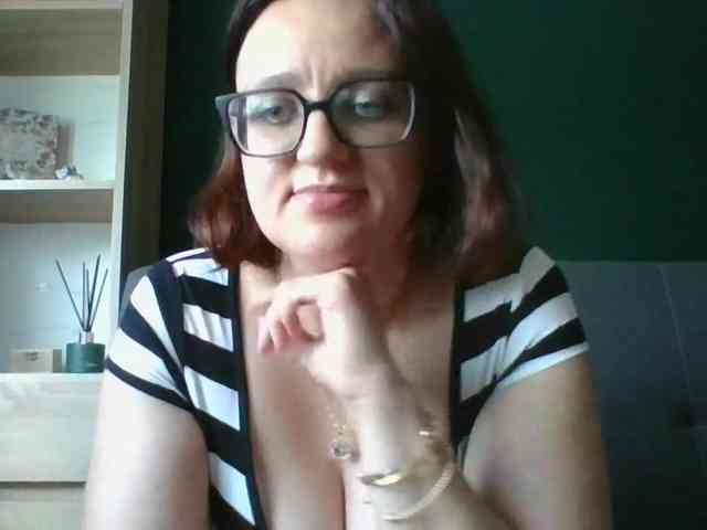 sensualParis webcam