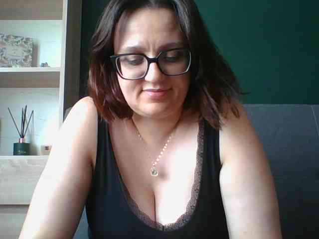 Model: sensualParis