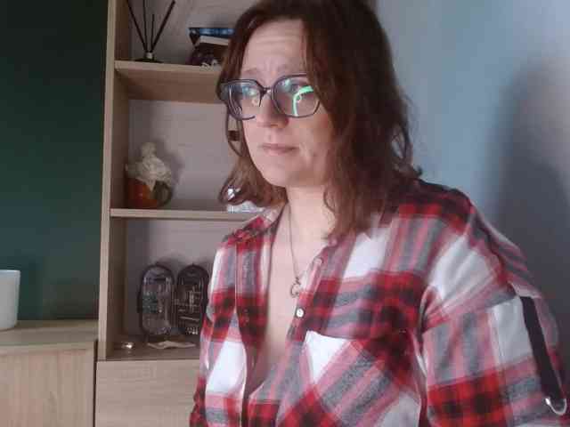 Model: sensualParis