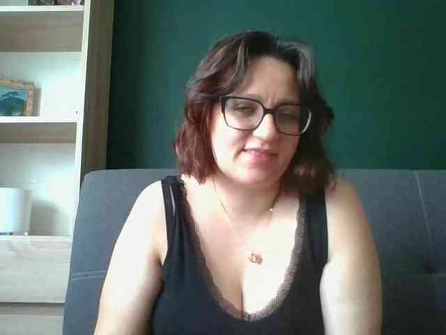 sensualParis webcam