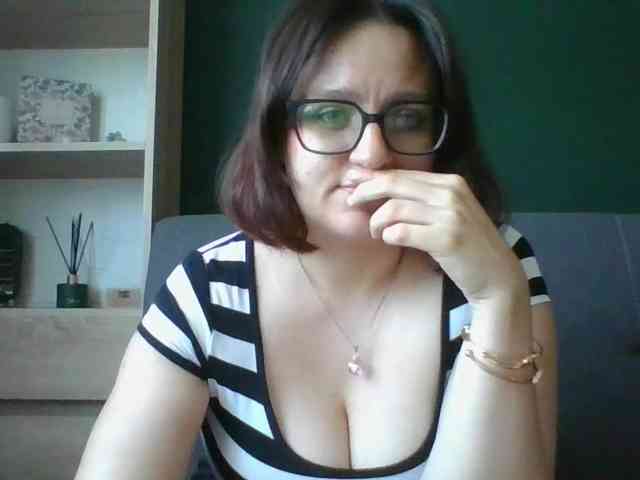 sensualParis webcam