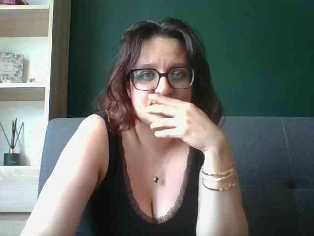 sensualParis webcam