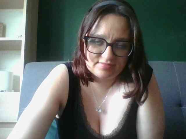 sensualParis webcam