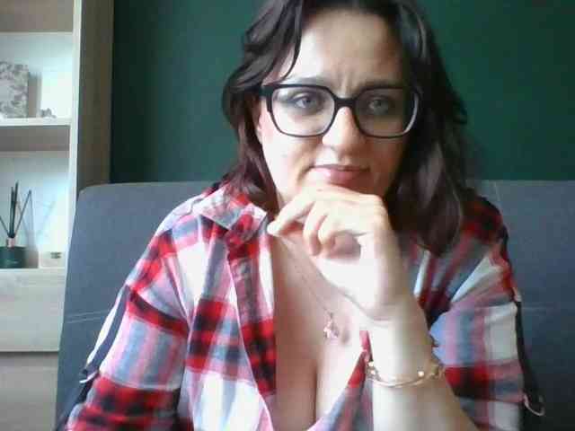 sensualParis webcam