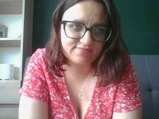 sensualParis webcam