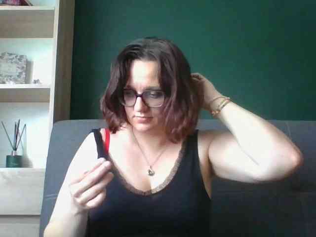 sensualParis webcam
