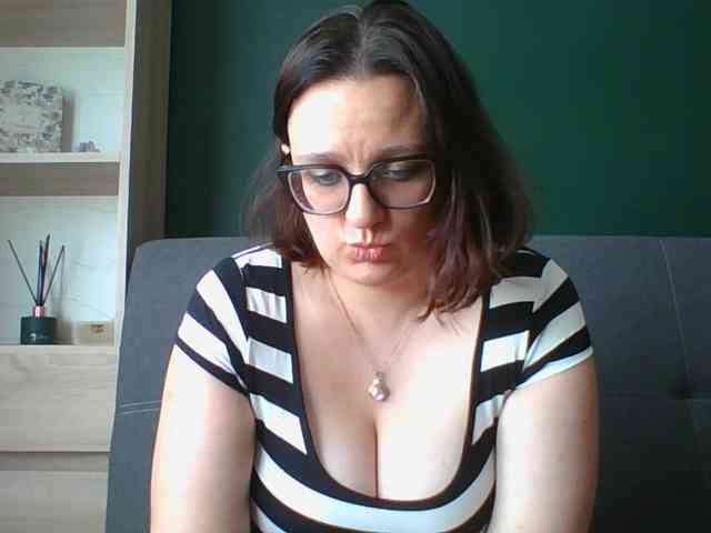 sensualParis webcam