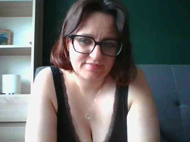 sensualParis webcam