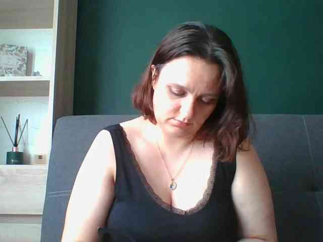 sensualParis Live Webcam on BongaCams