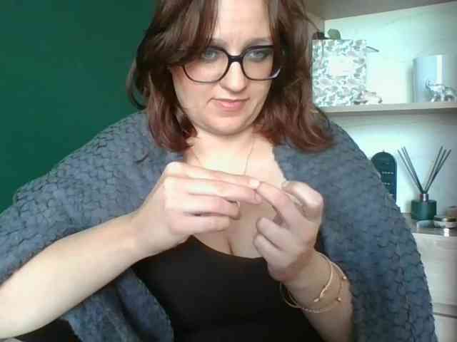 sensualParis webcam