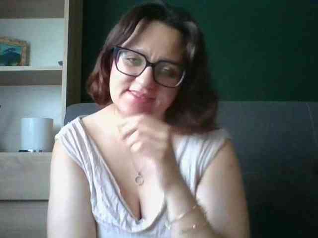 sensualParis webcam