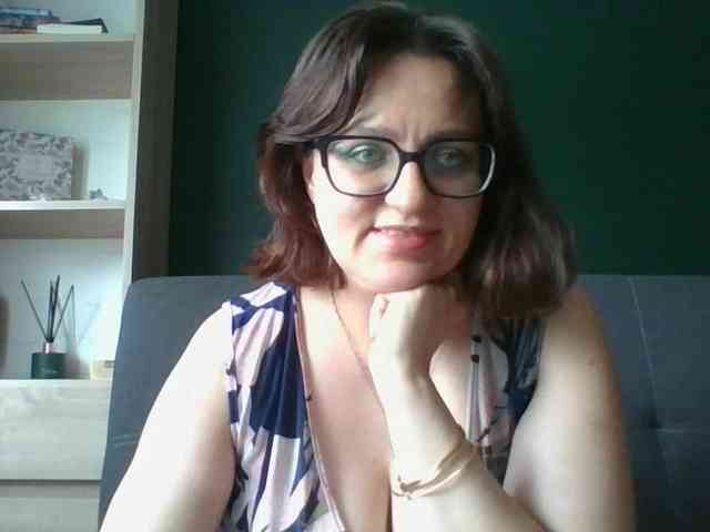 Model: sensualParis