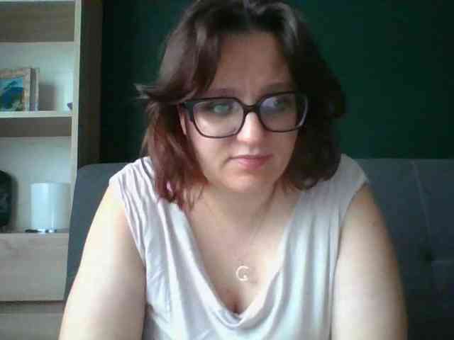 sensualParis webcam