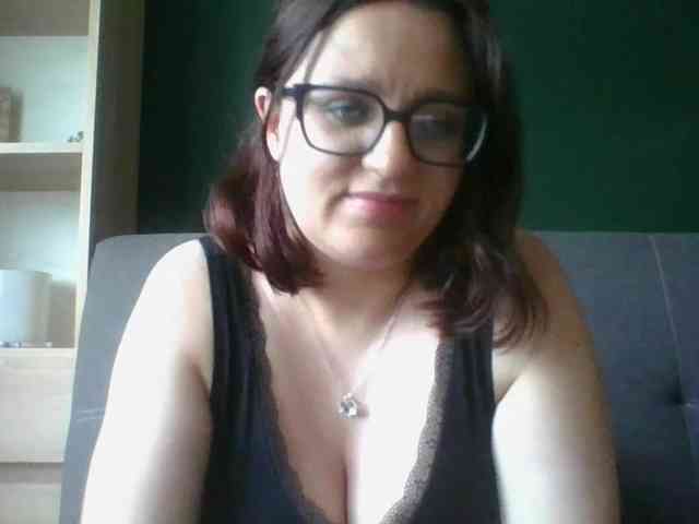 sensualParis webcam