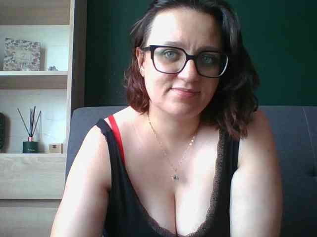 sensualParis webcam
