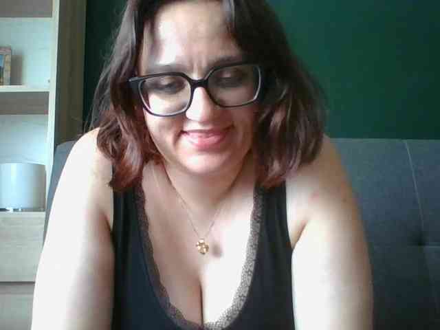 sensualParis webcam
