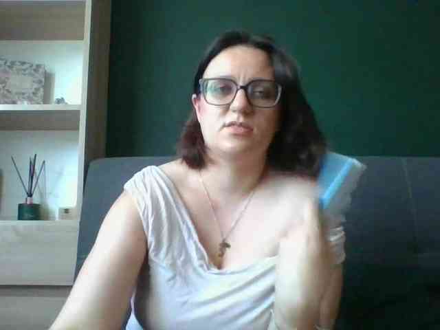 sensualParis webcam