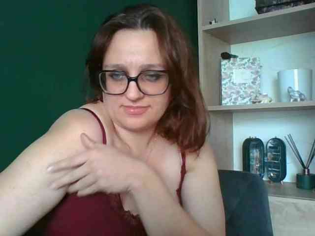 sensualParis webcam