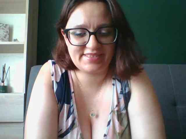 Model: sensualParis