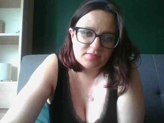sensualParis webcam