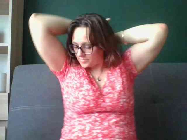 sensualParis webcam