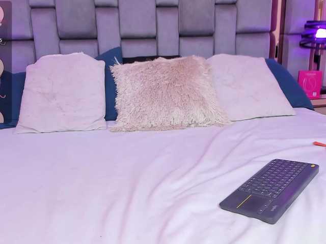 AshleyBlair live cam on BongaCams