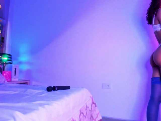 AshleyBlair live webcam show