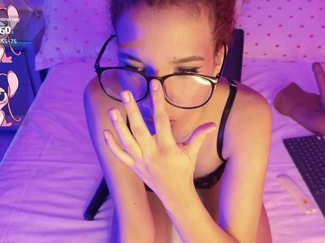 AshleyBlair live cam on BongaCams