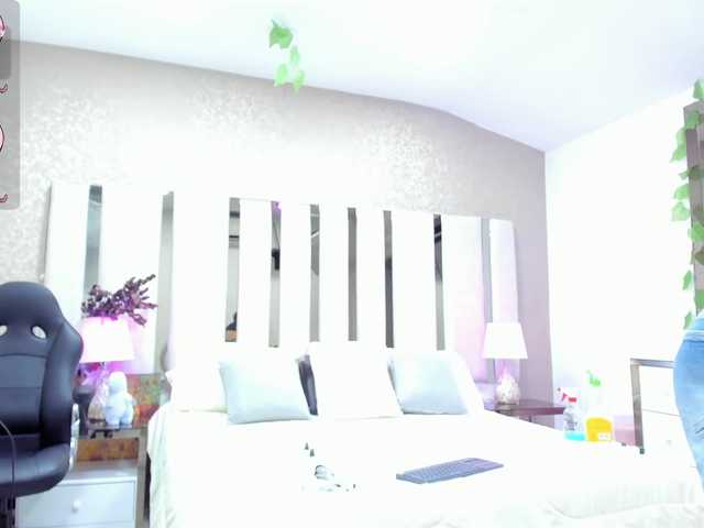 AshleyBlair live cam on BongaCams