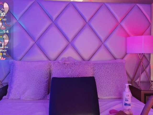 AshleyBlair live cam on BongaCams