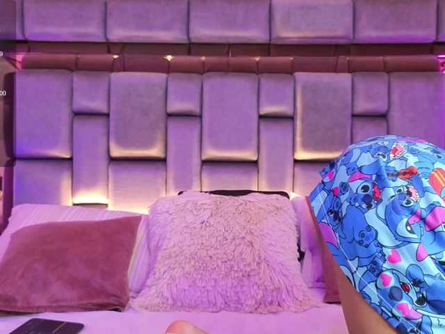 AshleyBlair's BongaCams show and profile