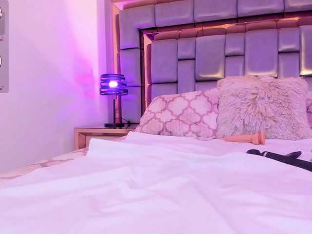 AshleyBlair live cam on BongaCams