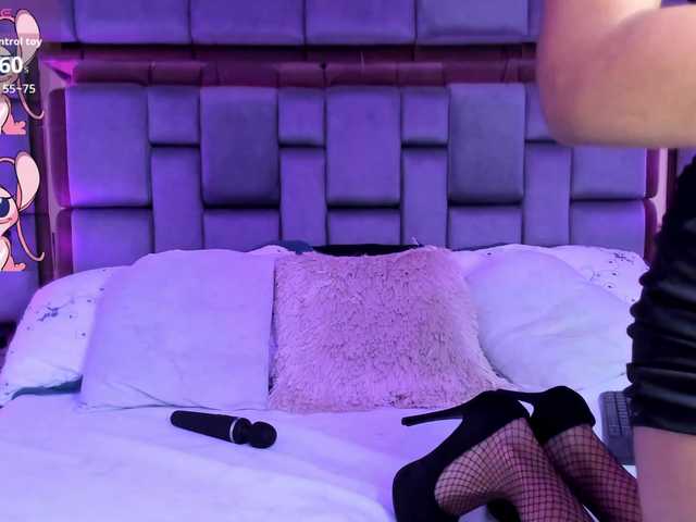 AshleyBlair live cam on BongaCams