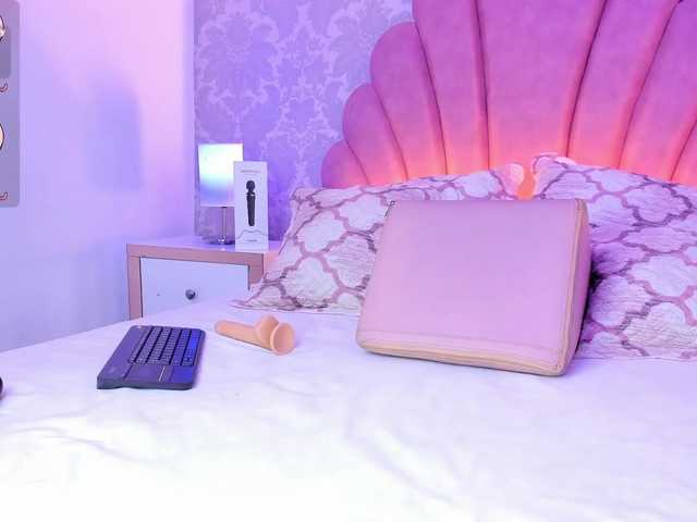 AshleyBlair live cam on BongaCams