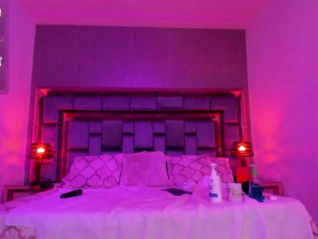 AshleyBlair live webcam show