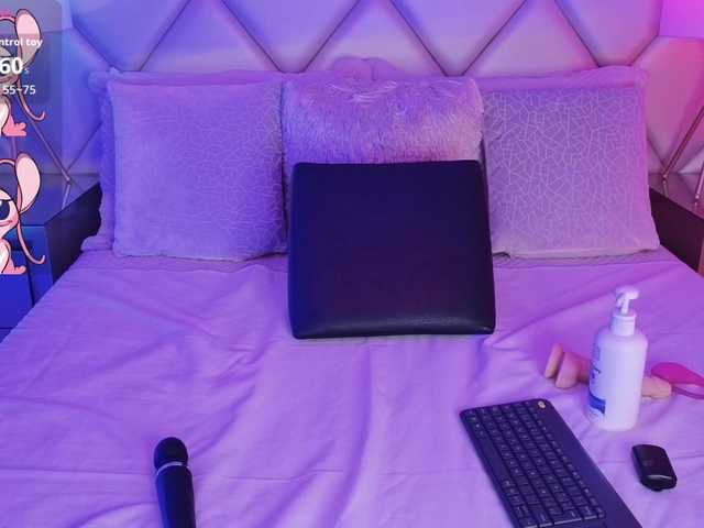 AshleyBlair live cam on BongaCams
