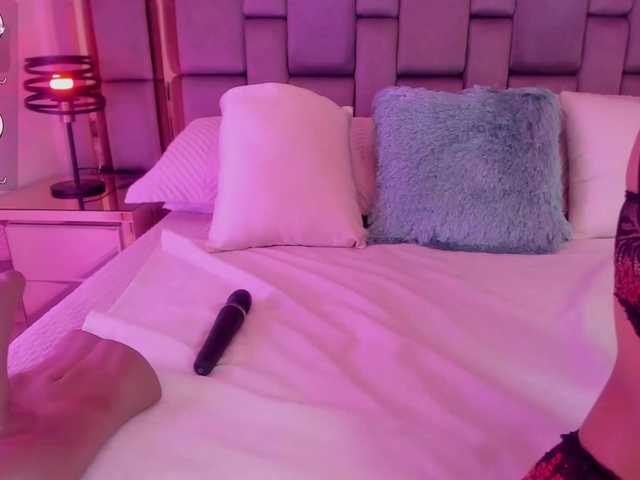 AshleyBlair live cam on BongaCams