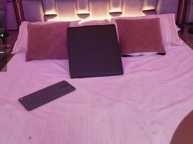 AshleyBlair's BongaCams show and profile