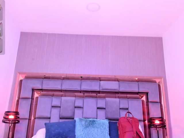 AshleyBlair live cam preview
