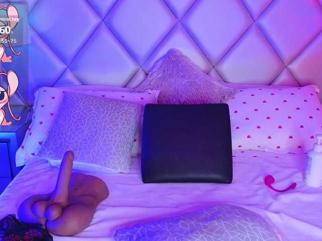 ashleyblair live sex show