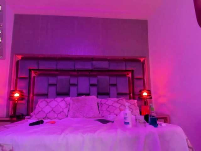 AshleyBlair live webcam show