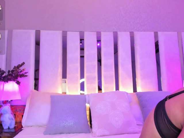 AshleyBlair live cam on BongaCams