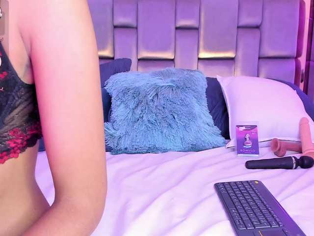 AshleyBlair live cam on BongaCams