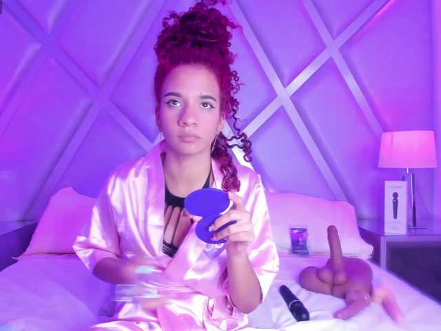 AshleyBlair live cam on BongaCams
