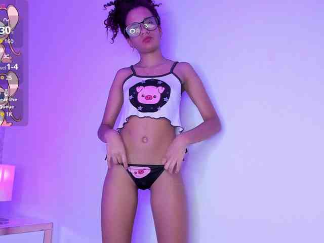 AshleyBlair webcam