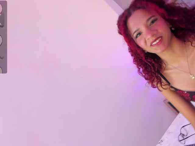 AshleyBlair webcam