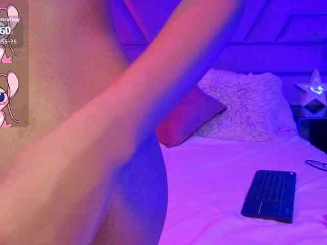 AshleyBlair webcam