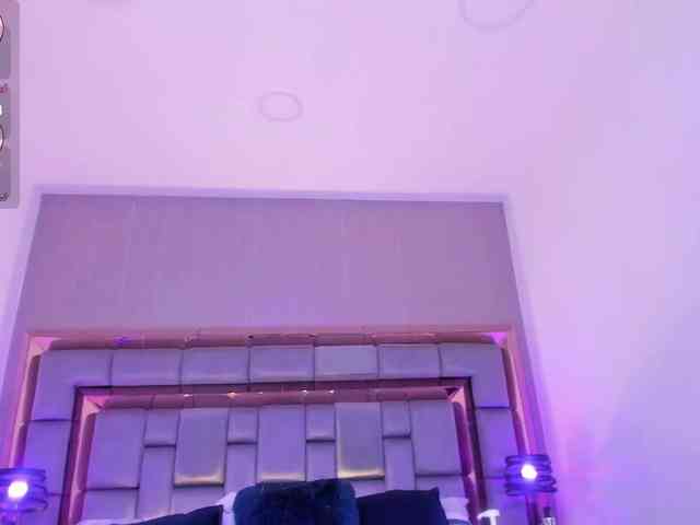 AshleyBlair webcam