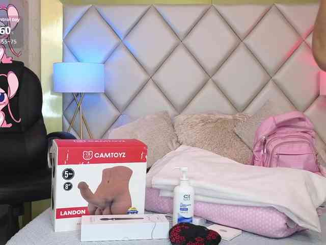 AshleyBlair webcam