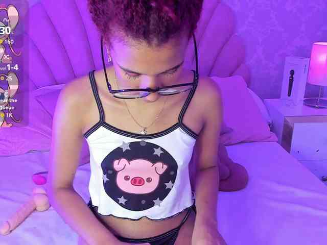 AshleyBlair webcam